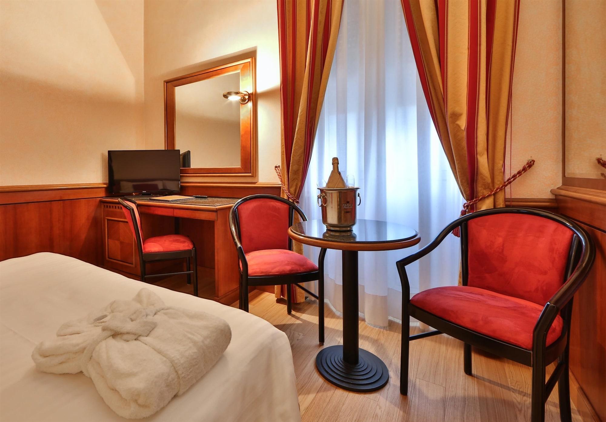 Best Western Hotel Moderno Verdi Генуя Экстерьер фото